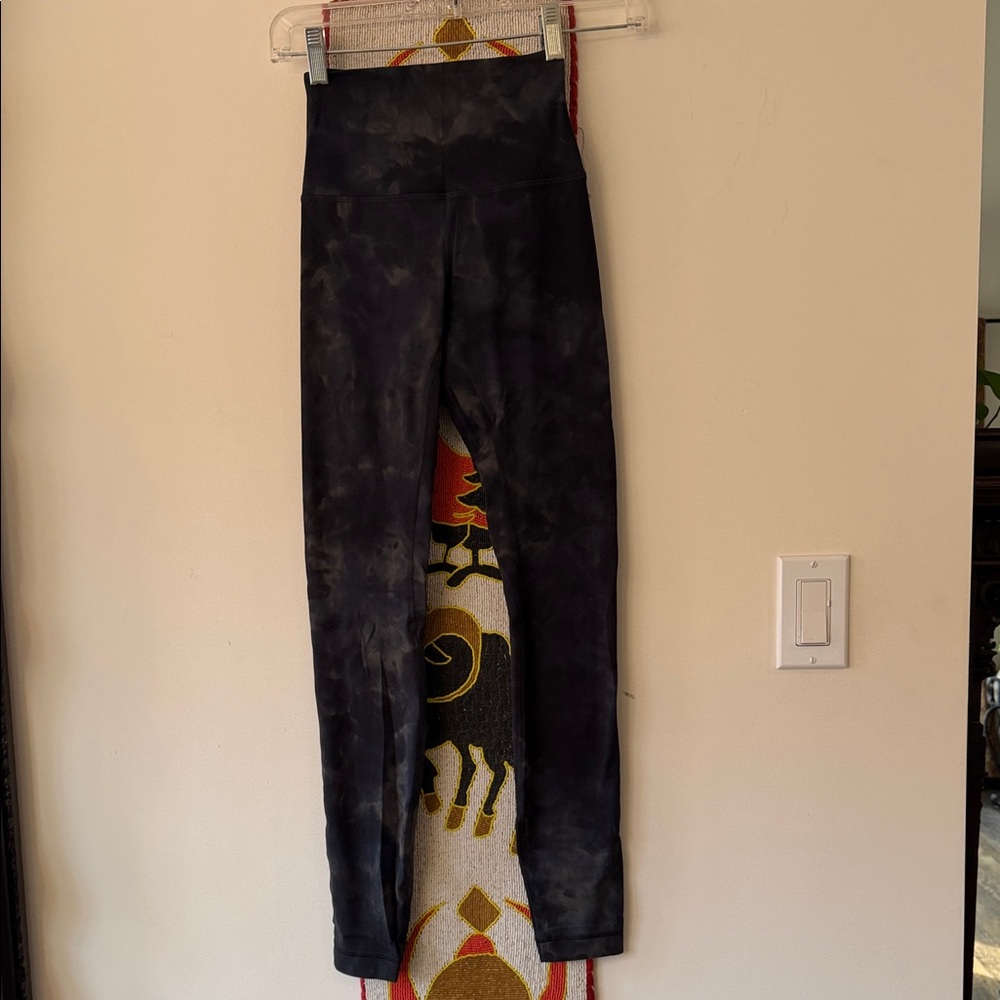 Gorgeous “LULULEMON” Yoga Pants